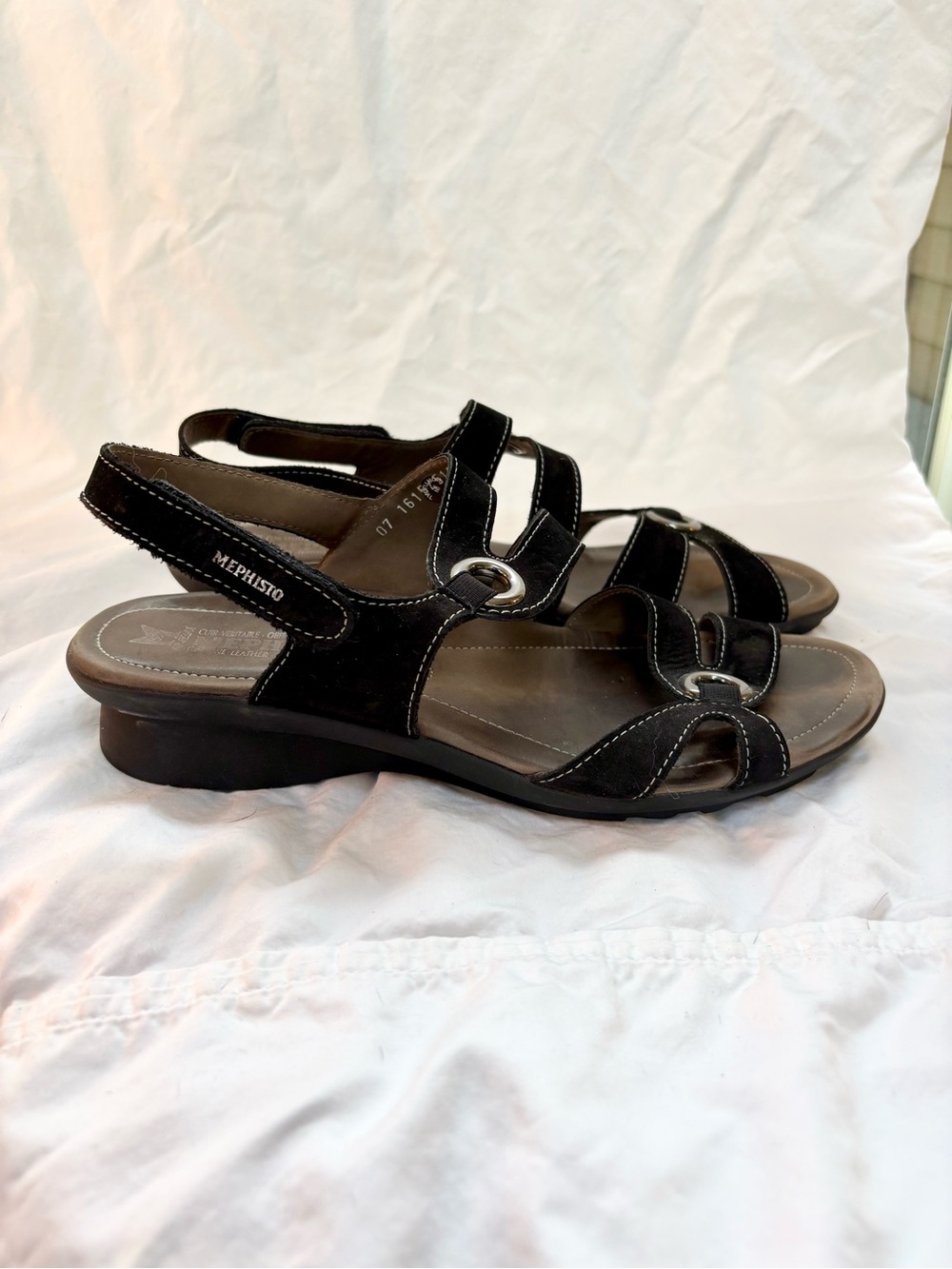Mephisto Women's Black Suede Slingback Sandals with Silver Rings